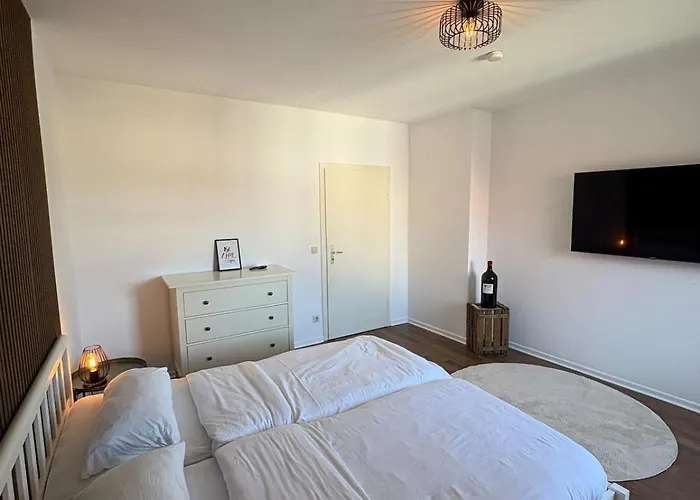 Jonnysamwall Apartment
